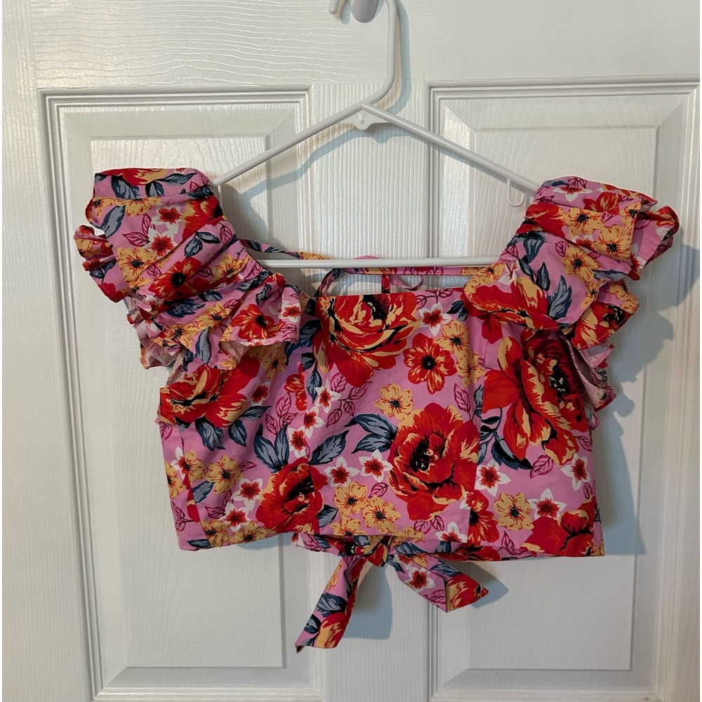 Buddy Love floral crop top size XS